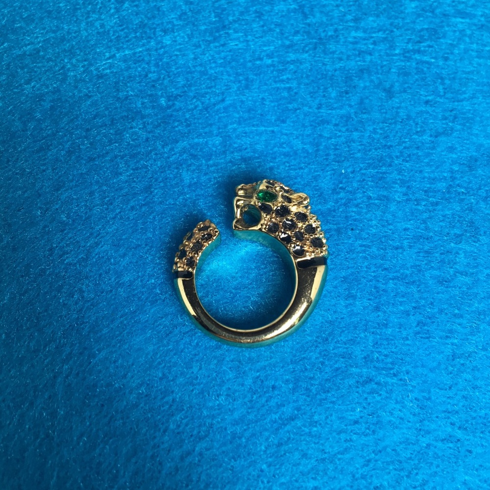 Fashion Cheetah Cat Ring